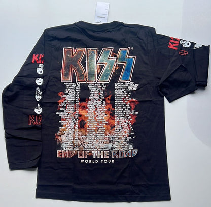 Black Kiss End of the Road tour shirt with flames and tour dates graphic on the back by Rebelchords